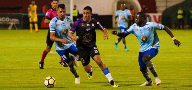 Cómo apostar al fútbol en Betcris Ecuador